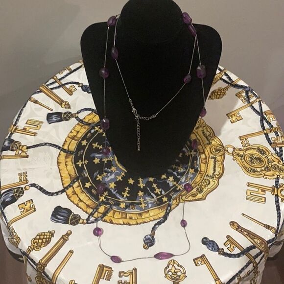 Vintage- long wrap necklace. Can be wrapped several times or worn long. - Picture 2 of 4